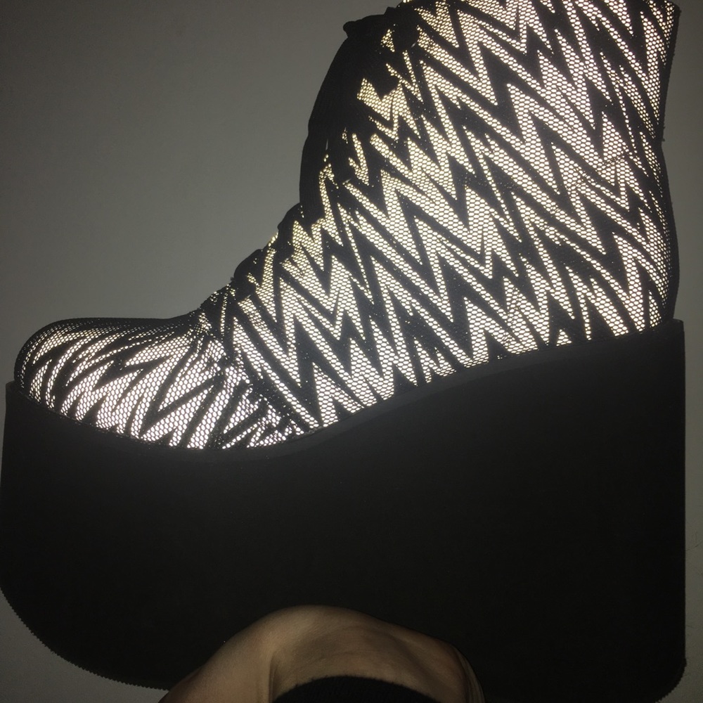 Reflective platform boots